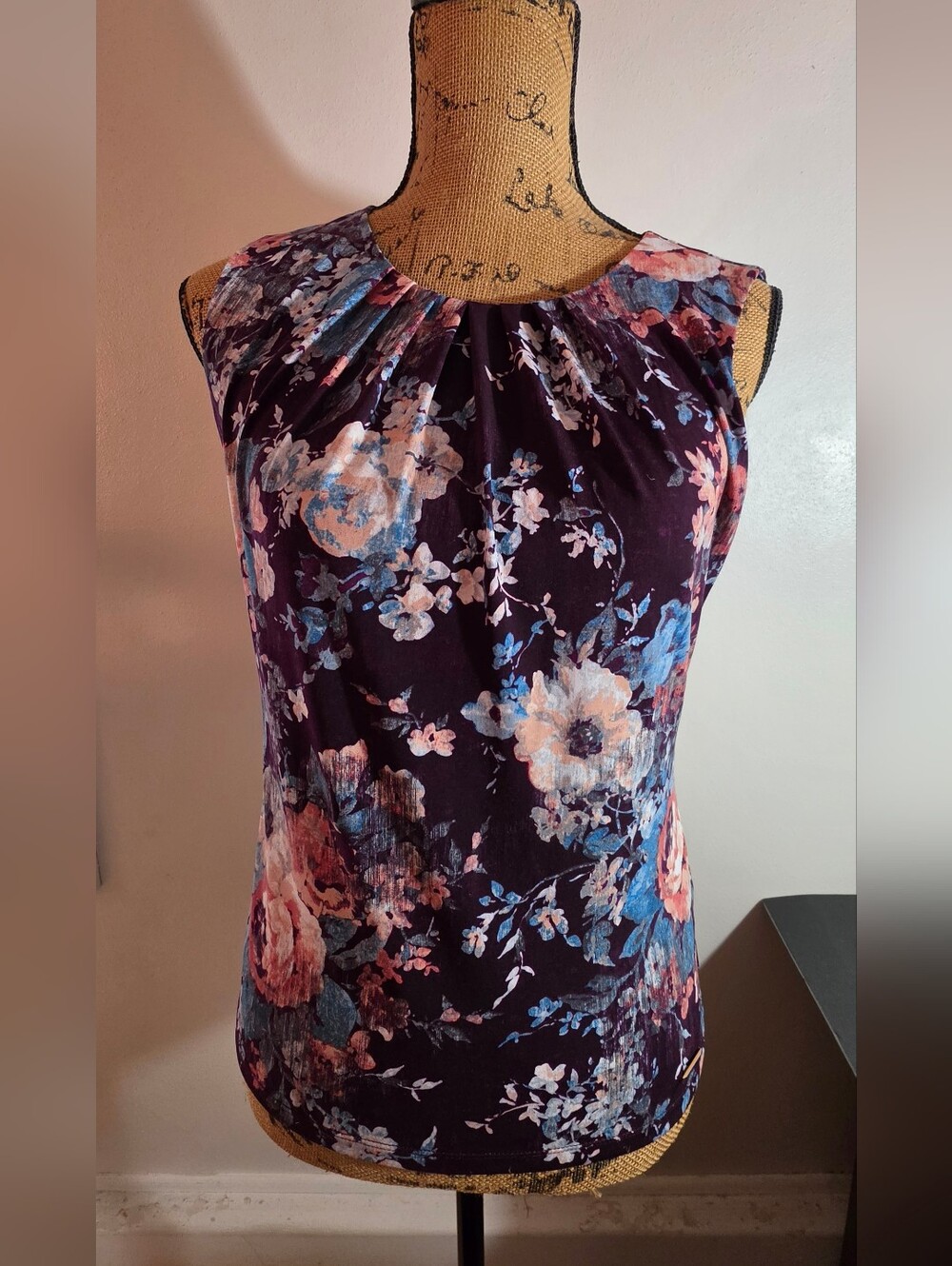 Calvin Klein Black Floral Sleeveless Pleated Neck Top